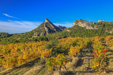 France-Provence-Alpilles Mountains & Hilltop Villages